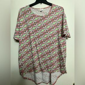 ‼️🎉Reasonable Offers Accepted🎉‼️ LuLaRoe Shirt